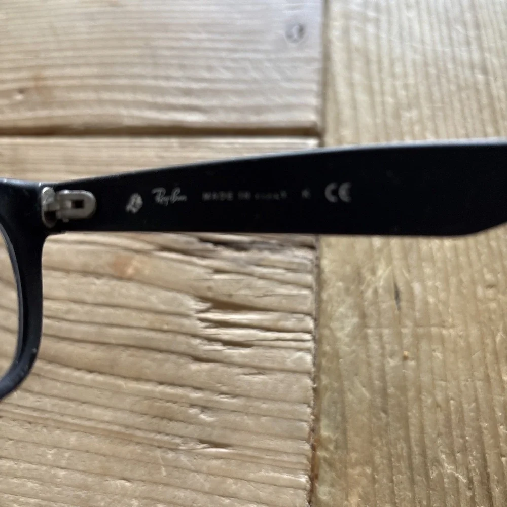 Ray-Ban authentic ray